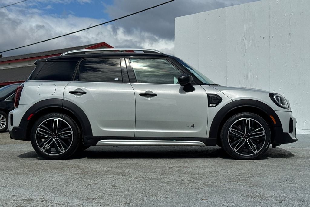 2022 MINI Cooper S Countryman Signature