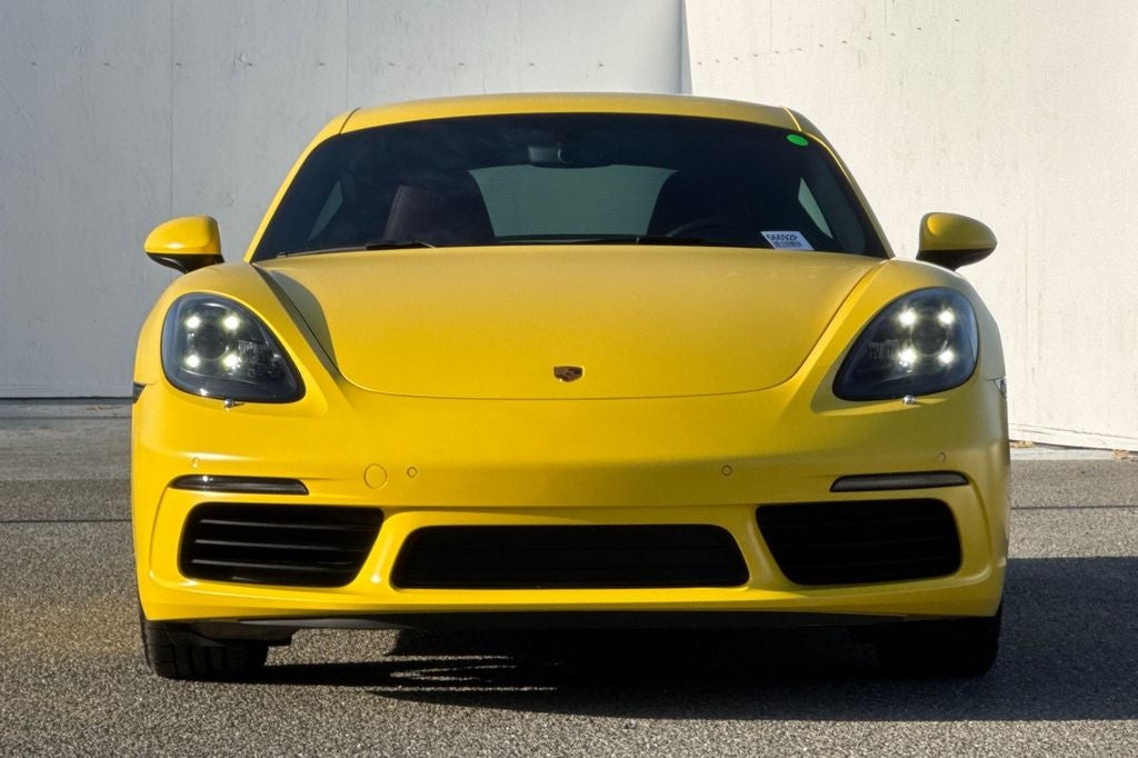 2022 Porsche 718 Cayman T