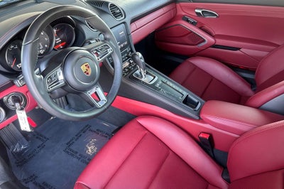 2022 Porsche 718 Cayman T