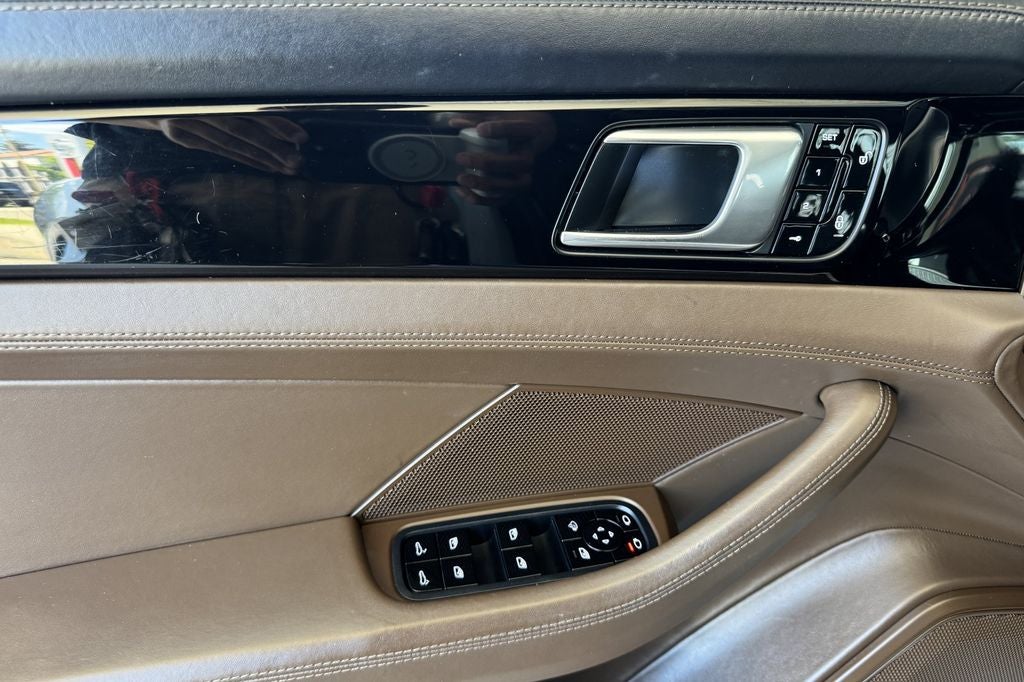 2017 Porsche Panamera 4S