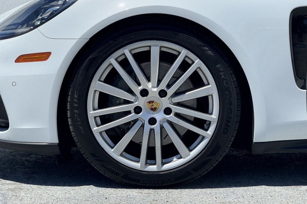 2017 Porsche Panamera 4S