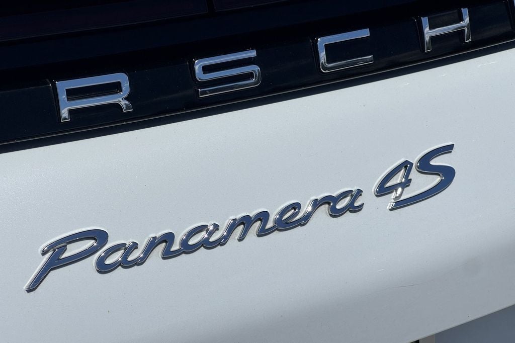 2017 Porsche Panamera 4S