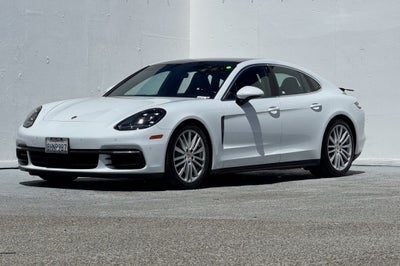 2017 Porsche Panamera 4S