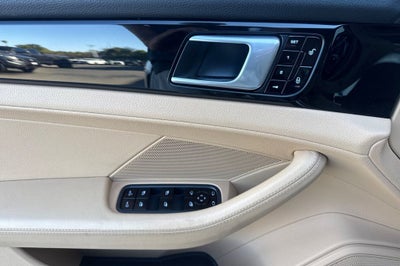 2018 Porsche Panamera 4S