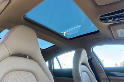 2018 Porsche Panamera 4S