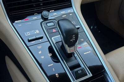2018 Porsche Panamera 4S