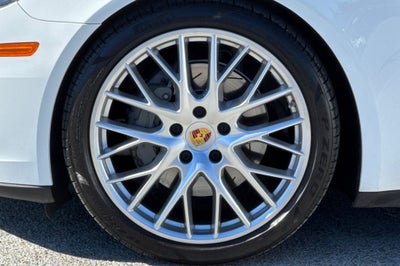2018 Porsche Panamera 4S