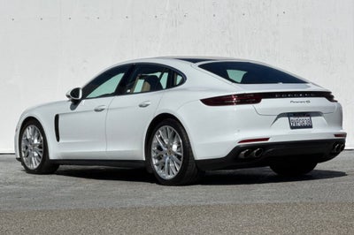 2018 Porsche Panamera 4S