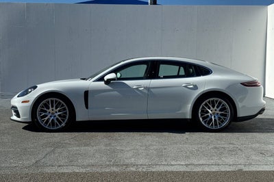 2018 Porsche Panamera 4S