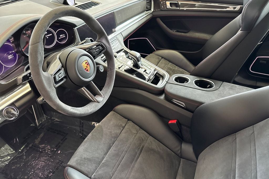 2023 Porsche Panamera GTS