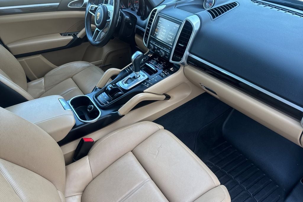 2016 Porsche Cayenne Base