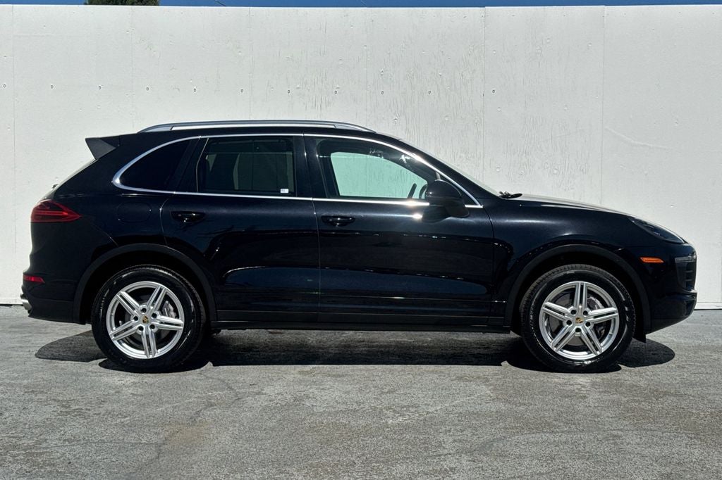 2016 Porsche Cayenne Base