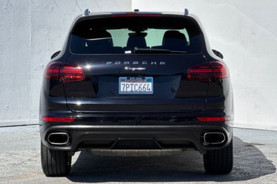 2016 Porsche Cayenne Base