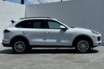 2016 Porsche Cayenne .