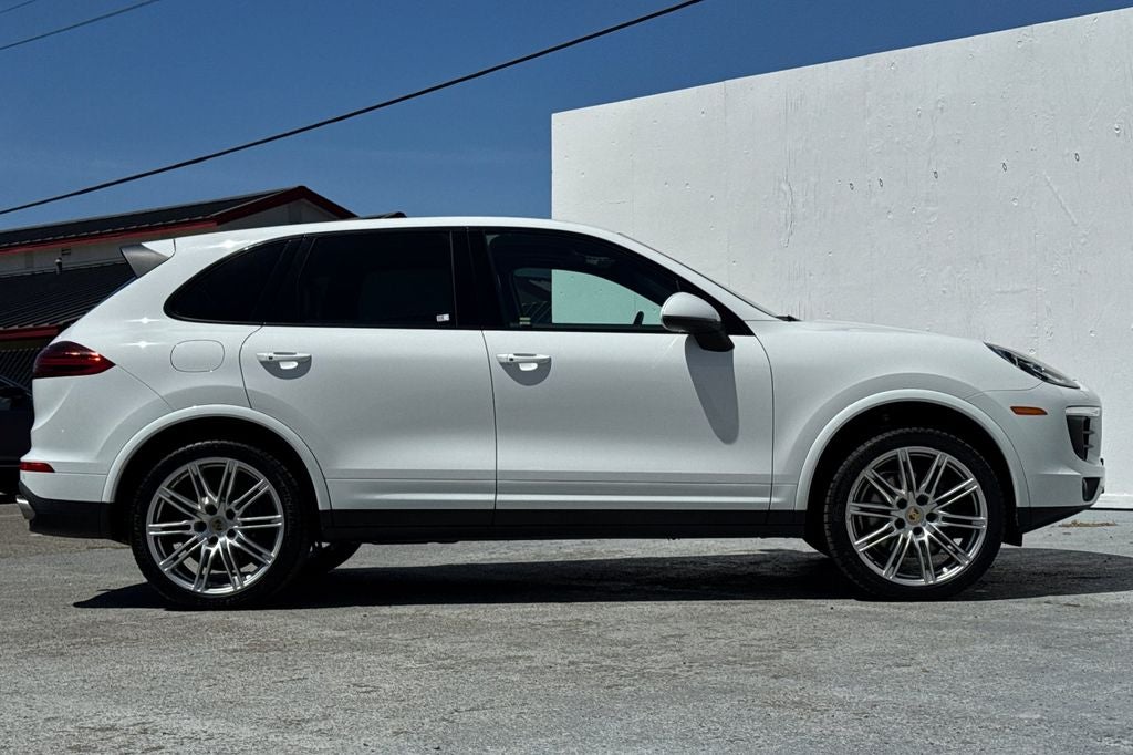 2018 Porsche Cayenne Platinum Edition