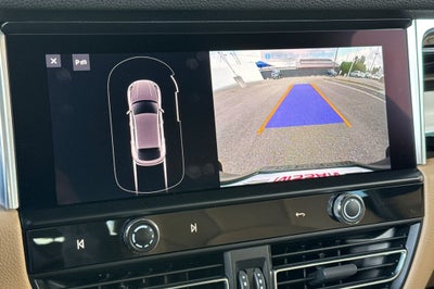 2022 Porsche Macan .