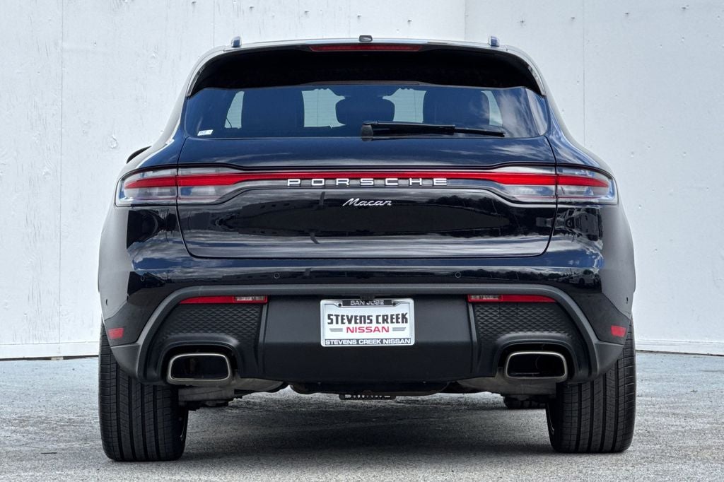 2022 Porsche Macan .