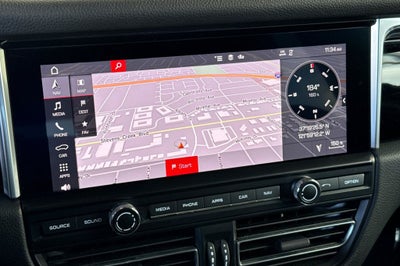 2021 Porsche Macan .