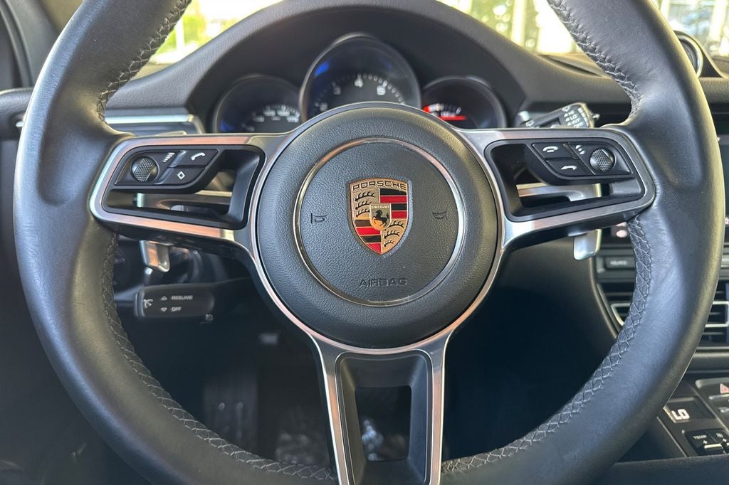 2021 Porsche Macan .