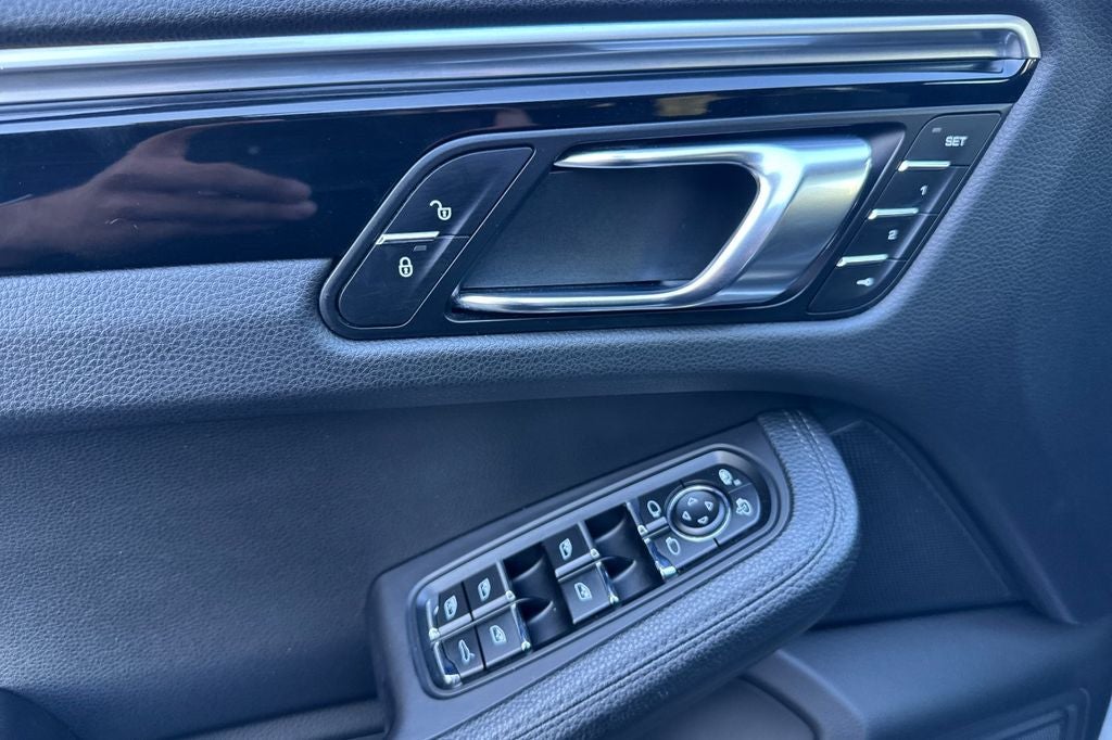 2018 Porsche Macan Base