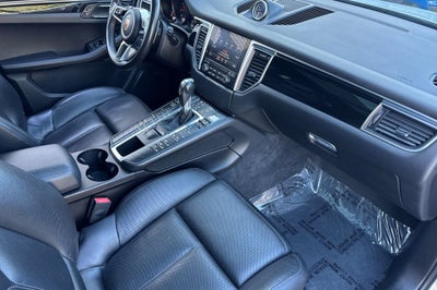 2018 Porsche Macan Base