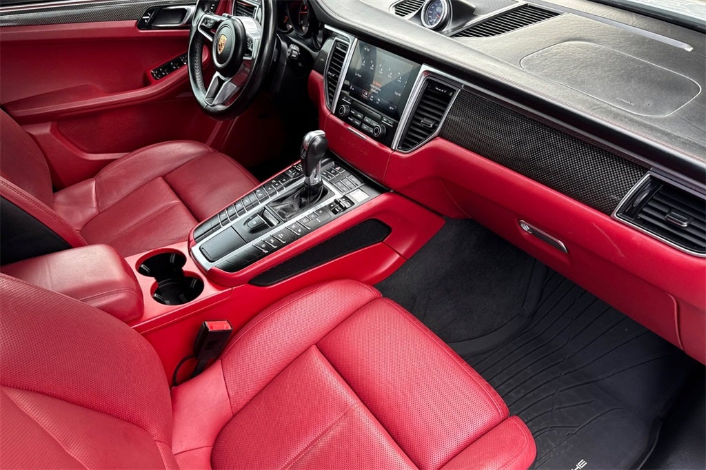 2017 Porsche Macan Turbo