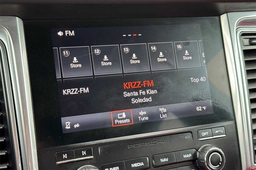 2017 Porsche Macan Turbo