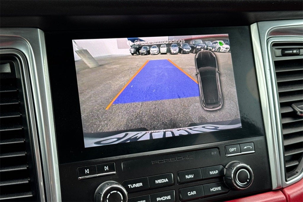 2017 Porsche Macan Turbo