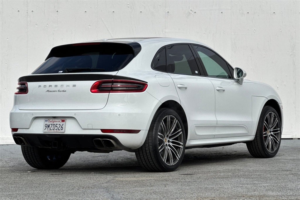 2017 Porsche Macan Turbo