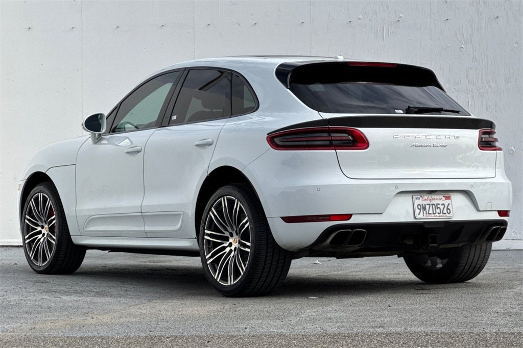2017 Porsche Macan Turbo