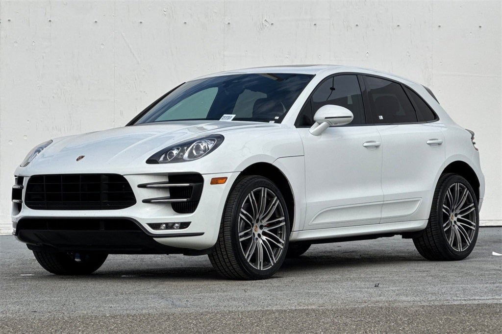 2017 Porsche Macan Turbo
