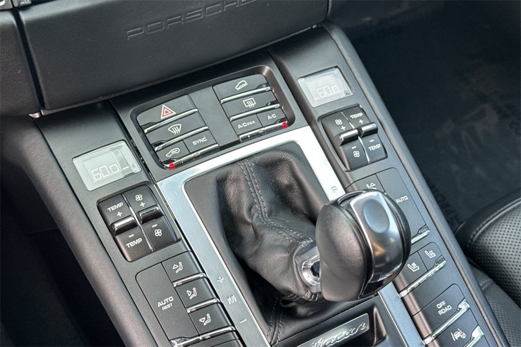 2016 Porsche Macan Turbo