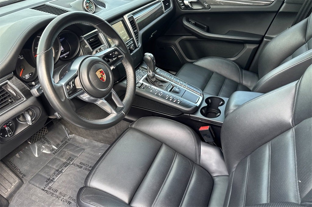 2016 Porsche Macan Turbo