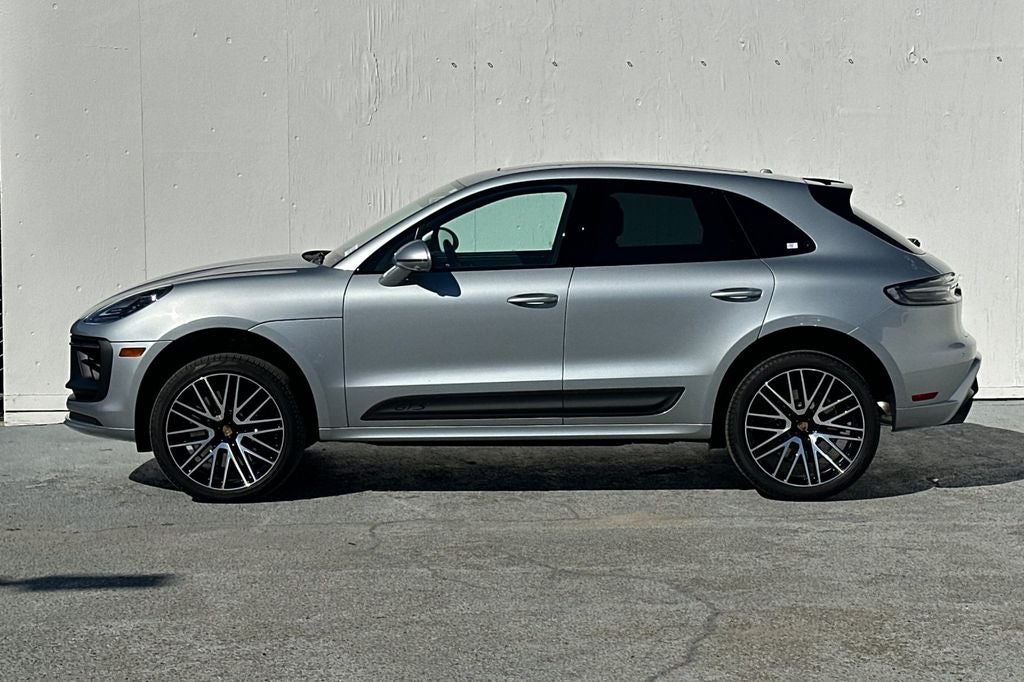 2024 Porsche Macan GTS