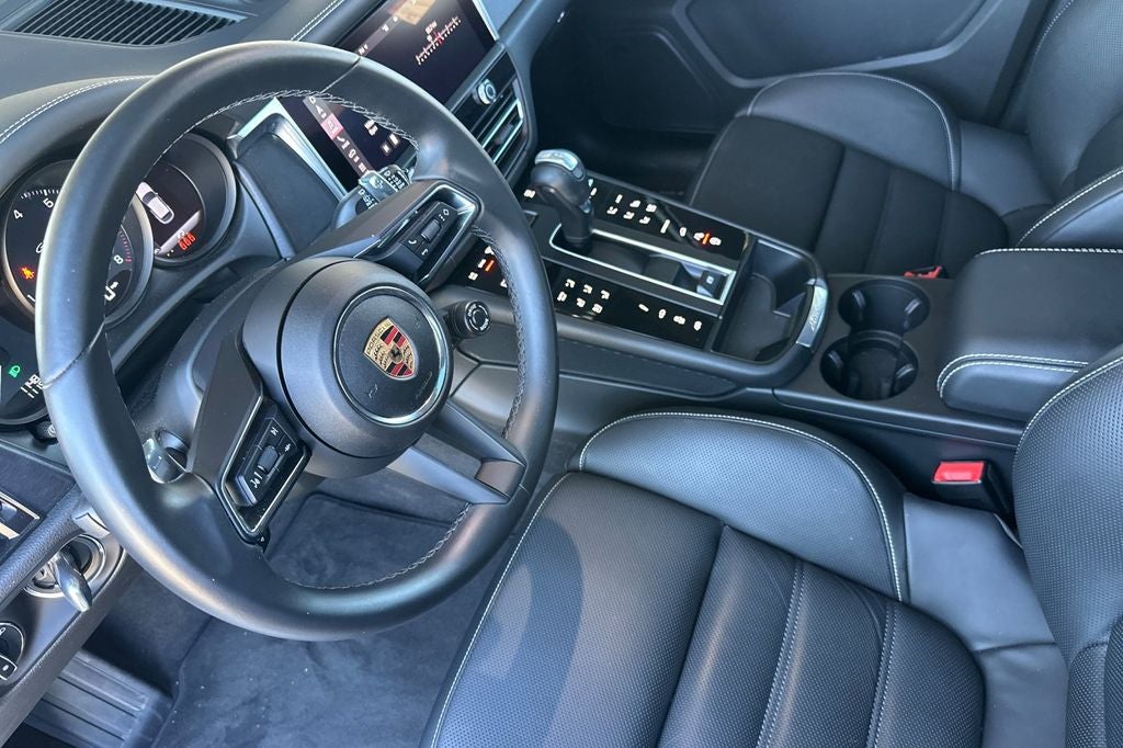 2024 Porsche Macan GTS