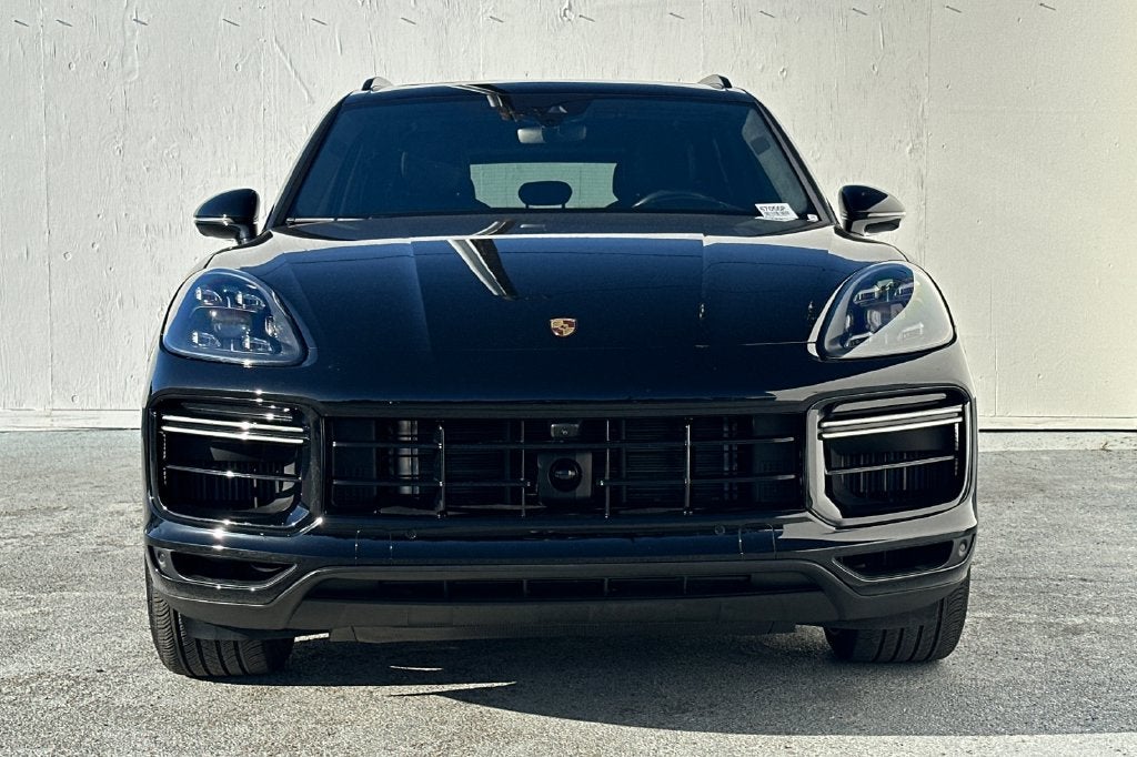 2023 Porsche Cayenne E-Hybrid Turbo S