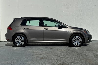 2016 Volkswagen e-Golf SE