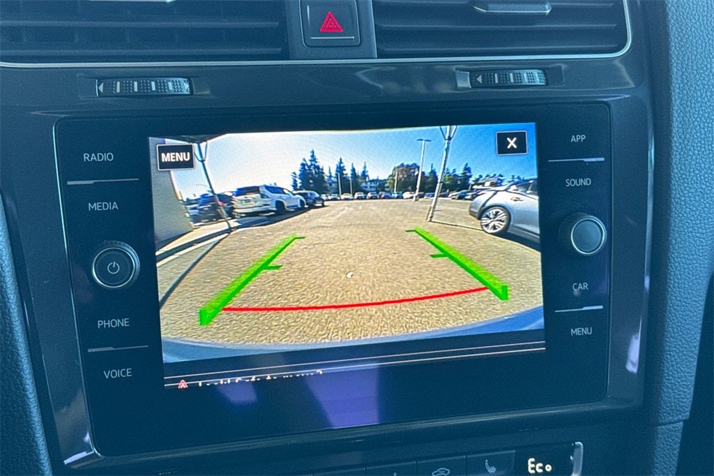 2018 Volkswagen e-Golf SE