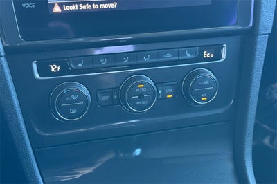 2018 Volkswagen e-Golf SE