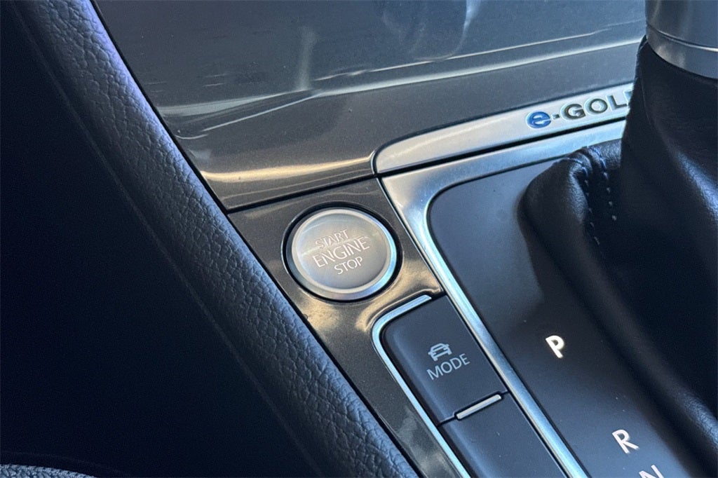 2018 Volkswagen e-Golf SE