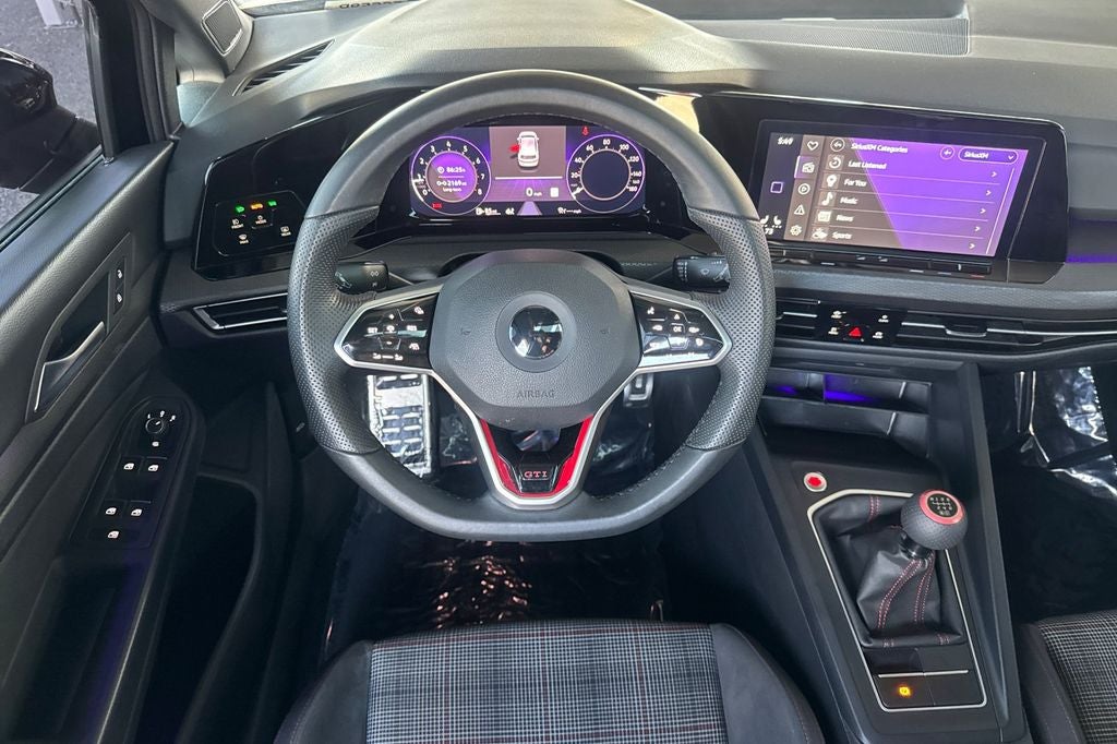 2022 Volkswagen Golf GTI 2.0T SE