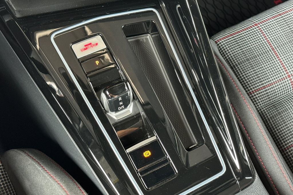 2024 Volkswagen Golf GTI 2.0T SE