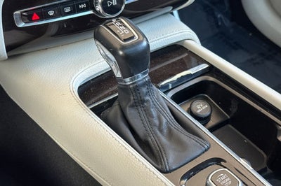 2019 Volvo XC90 T5 Momentum
