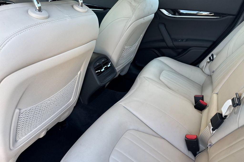 2021 Maserati Ghibli Base